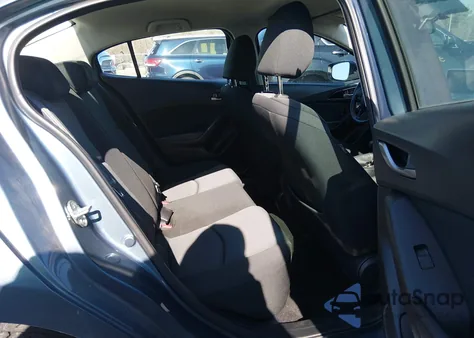 2016 Mazda Mazda3 I Sport z USA, uszkodzony, nr VIN 3MZBM1T70GM325568